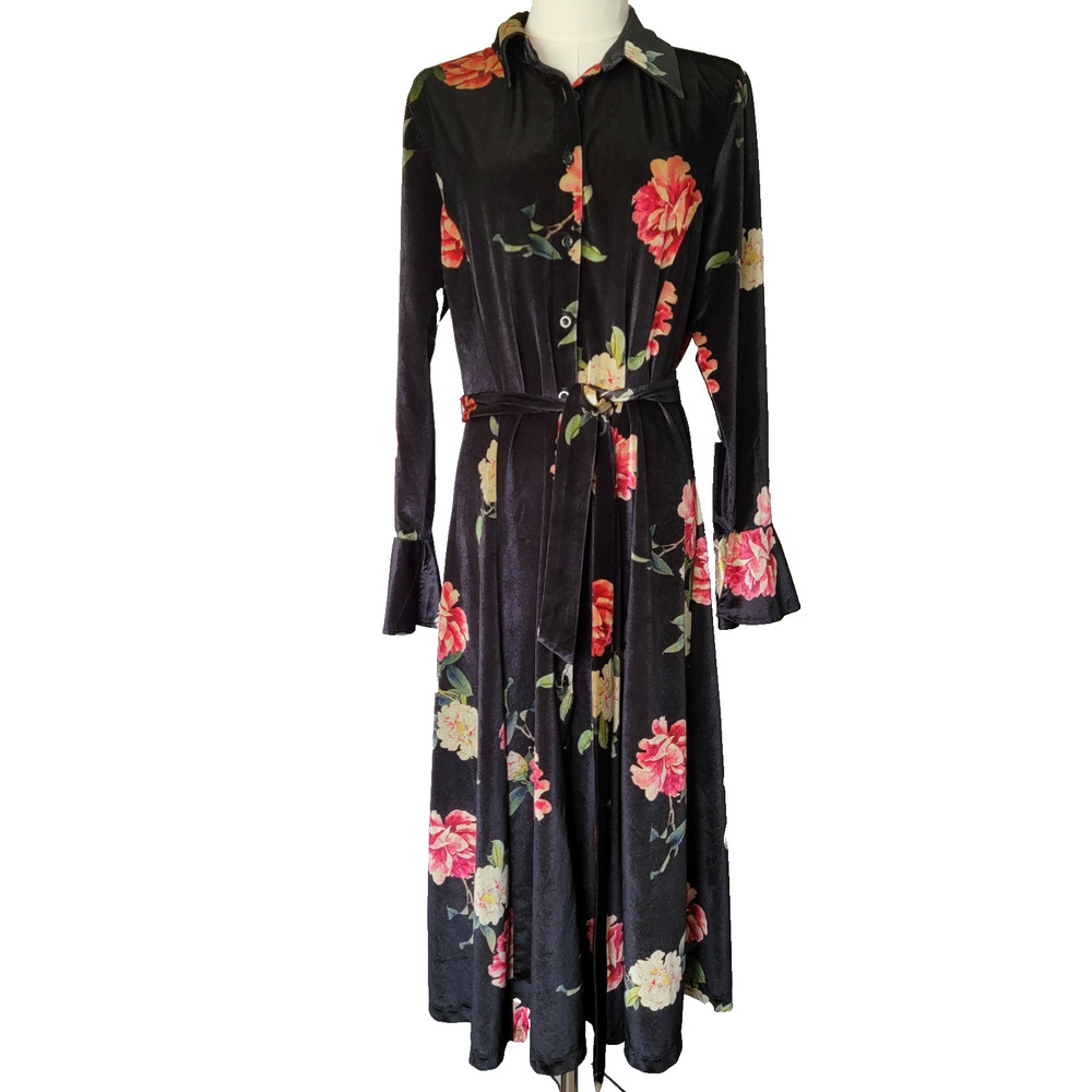 Black Velvet Floral Robe Housecoat Womens M Whimsygoth Dark Fairy Kate & Mallory